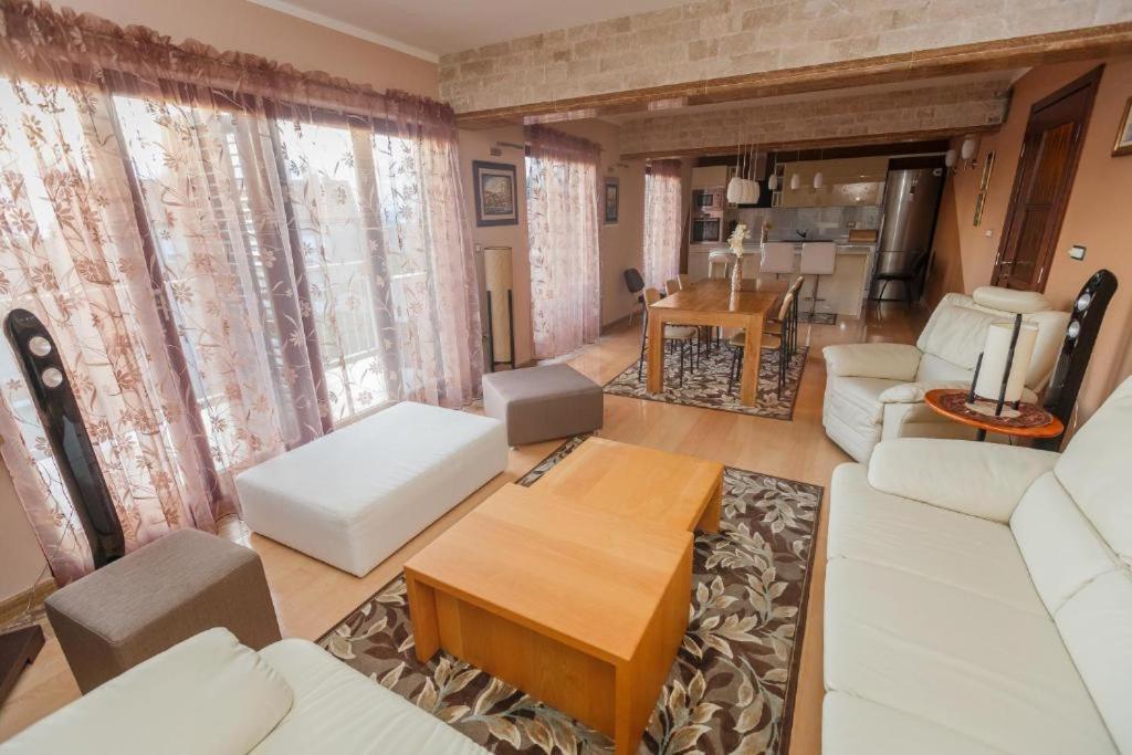 Luxury Apartments Near Bacvice Beach سبليت المظهر الخارجي الصورة